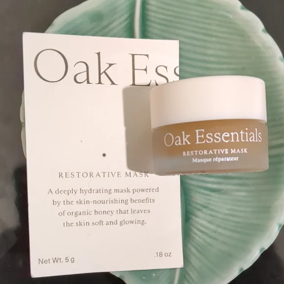 Restorative Mask - Picture 1 of 4